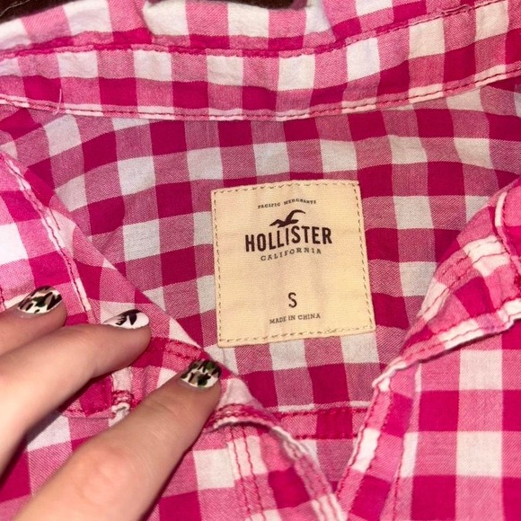 button up - Picture 2 of 2